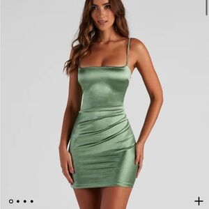 Mini party Windsor dress new with tags